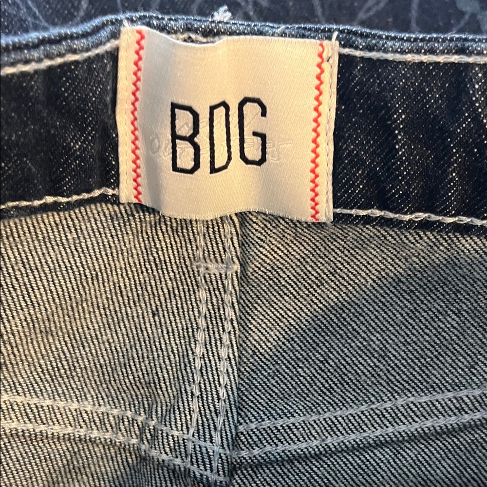 BDG Low Rise Flare Patterned Jeans Size 30 Inseam 32” New With Tags - Picture 7 of 10